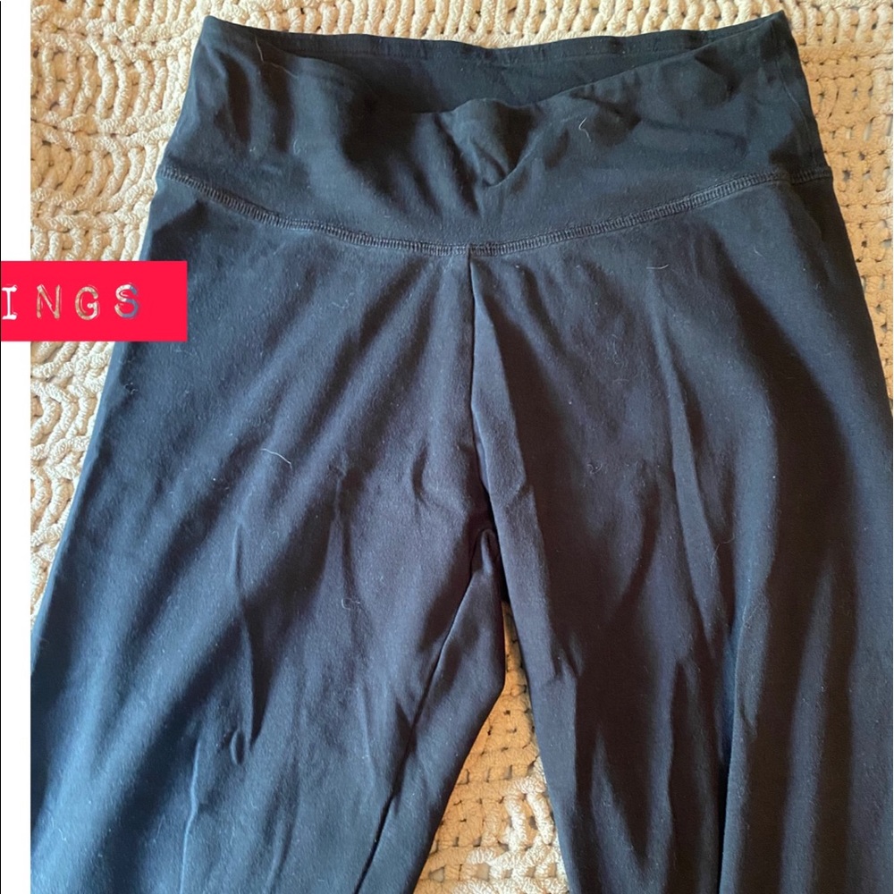 Black leggings